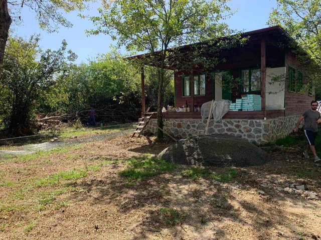 REMAX MİHRİBAN ŞİLE GÖÇE KÖYÜ MÜSTAKİL EV VE TARLA