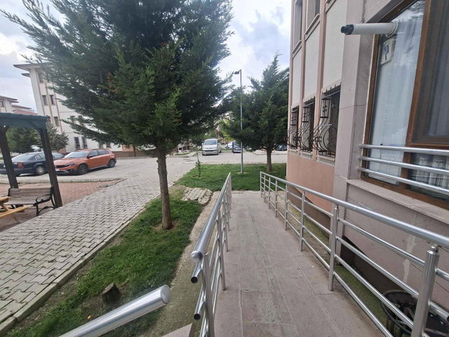 REMAX DEM'DEN TOKİ KONUTLARI İÇİ FULL YAPILI ARA KAT 2+1 DAİRE