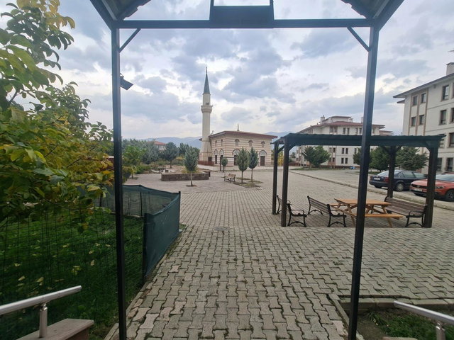 REMAX DEM'DEN TOKİ KONUTLARI İÇİ FULL YAPILI ARA KAT 2+1 DAİRE