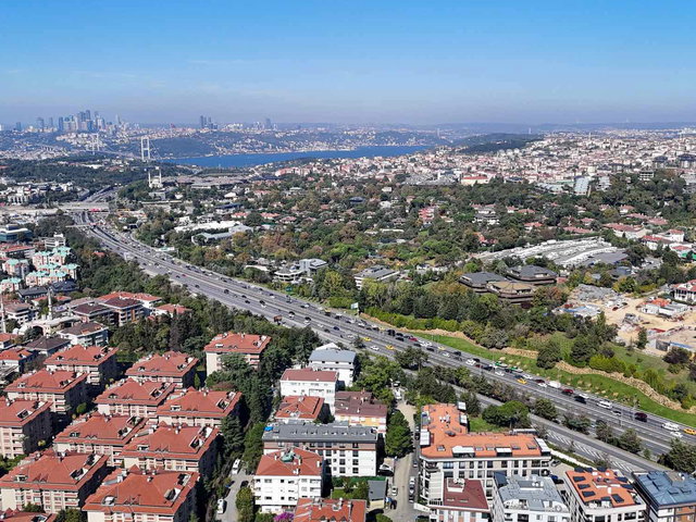 ACIBADEMIN EN GÜZEL LOKASYONUNDA....3+1 SATILIK...BOŞ.....