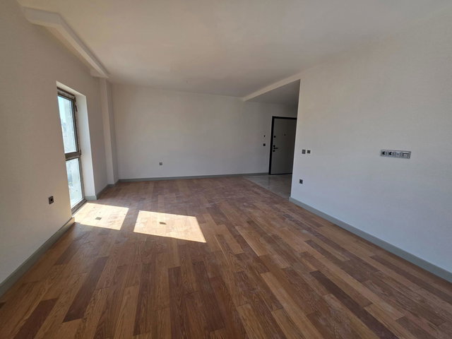 ÇAYYOLU GARDENIA  DA GORDİON AVM YAKINI SIFIR 4+1  SON KAT