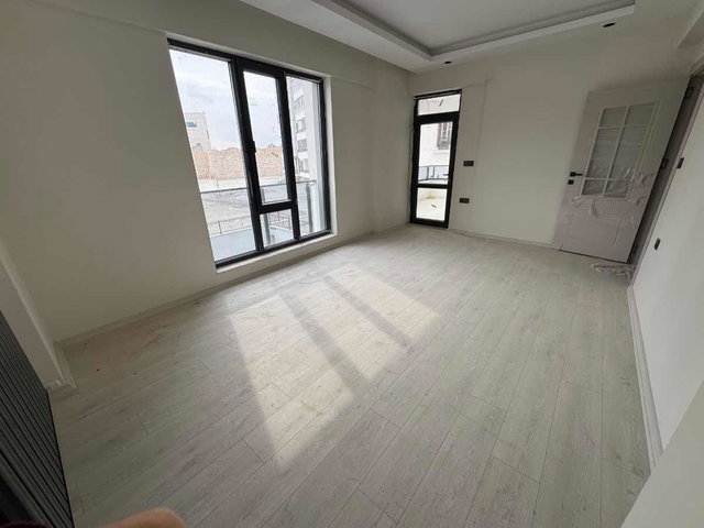 RE/MAX DEĞİŞİMDEN SEYRAN VİZYON EVLERİ’NDE 2+1 | 120 M² NET