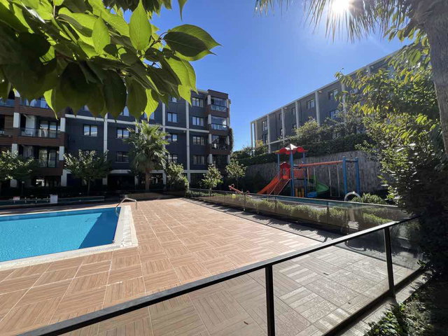 KURTKÖY YENİŞEHİR AVLU SİTESİ 2+1 KİRALIK HAVUZ MANZARALI DAİRE