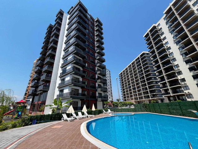REMAX TOROS'TAN KARGIPINARI'NDA HAVUZLU SİTE İÇERİSİNDE CAZİP FİYATLI GENİŞ 1+1