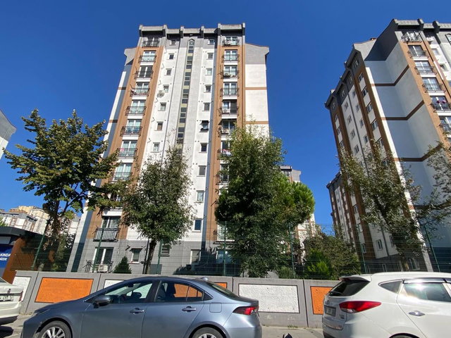 REMAX GELİŞİM'DEN HADIMKÖY KİPTAŞ 1.ETAP ÖN CEPHE 2+1