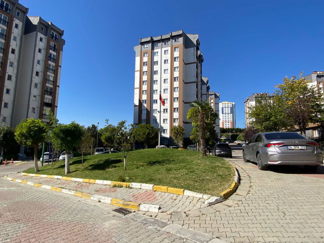 REMAX GELİŞİM'DEN HADIMKÖY KİPTAŞ 1.ETAP ÖN CEPHE 2+1