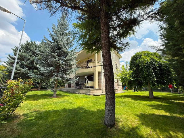 ÇAYYOLU  ULUSOY VİLLALARI’NDA GÜNEY CEPHELİ 6+1 VİLLA