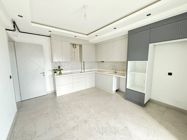 REMAX MODEL DEN 1200 EVLERDE HARİKA KONUMDA KİRALIK 3+1 LÜKS DAİRE