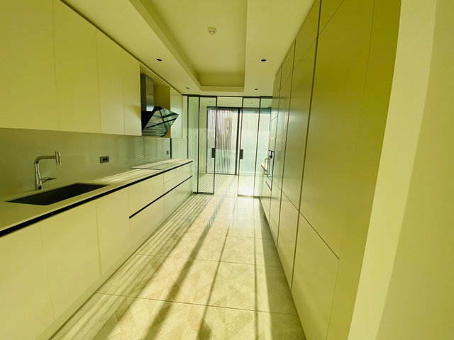 TUZLA VESEN YALILARINDA DENİZ MANZARALI 192 M² NET 4,5+1
