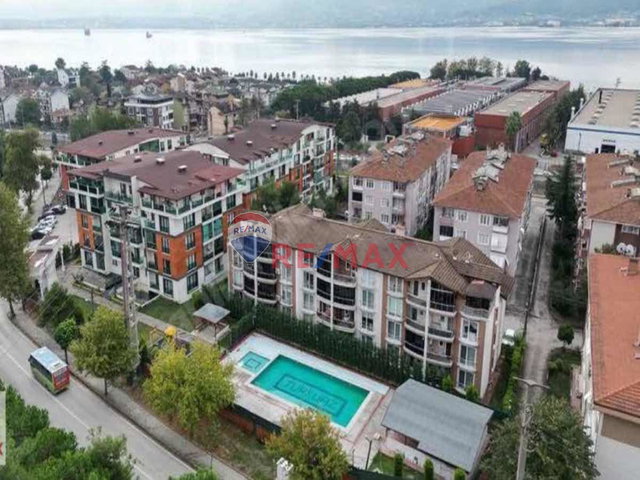 İZMİT CUMHURİYET MAH. TURKUAZ PARK EVLERİNDE KİRALIK 2+1 DAİRE