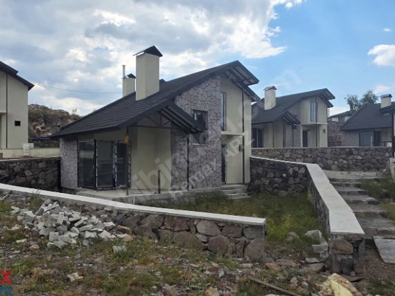 ÇAMLIDERE NEFESTEPE EVLERI SATILIK VILLA