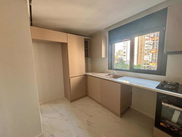 CADDEBOSTAN SAHILDE, 2+1 SIFIR LÜKS SATILIK DAIRE