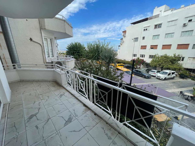 KUŞADASI MARİNA'DA 2+1 KİRALIK DAİRE | BALKONLU, BOŞ, EŞYASIZ