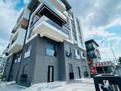 ALTINOVA ORTA MAHALLE DE SIFIR -KATTA 1+1 YATIRIMLIK FIRSAT DAİRE