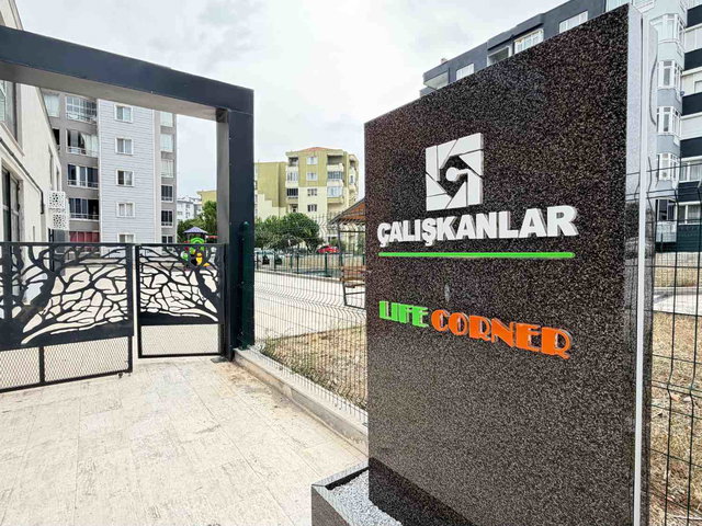 ESENLERDE KAPALI OTOPARKLI, AYRI MUTFAKLI 2+1 SATILIK DAİRE
