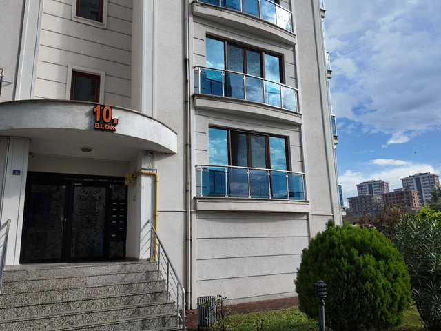 KÖKSALKENT’TE HAVUZLU SİTEDE 145 M² GENİŞ 3+1 KİRALIK DAİRE