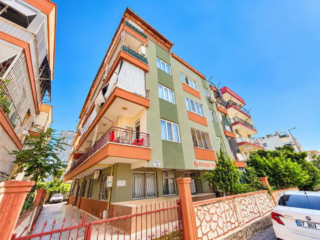 YEŞİLTEPE MAH AÇIKOTOPARKLI ASANSÖRLÜ DOĞALGAZLI ARAKAT 2+1