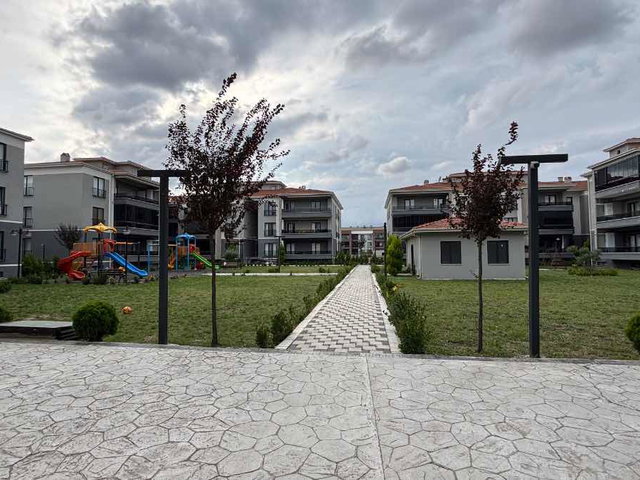 ADAPAZARI TEPEKUM VİZYON SİTESİNDE 96 M² GENİŞ VE FERAH 2+1