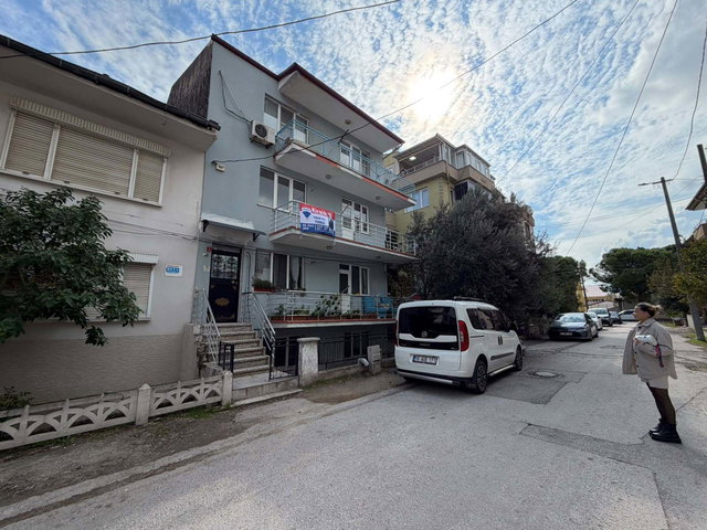 REMAX MİD BAHÇELİEVLER TEKNİK LİSE CİVARI KİRALIK 2+1 DAİRE