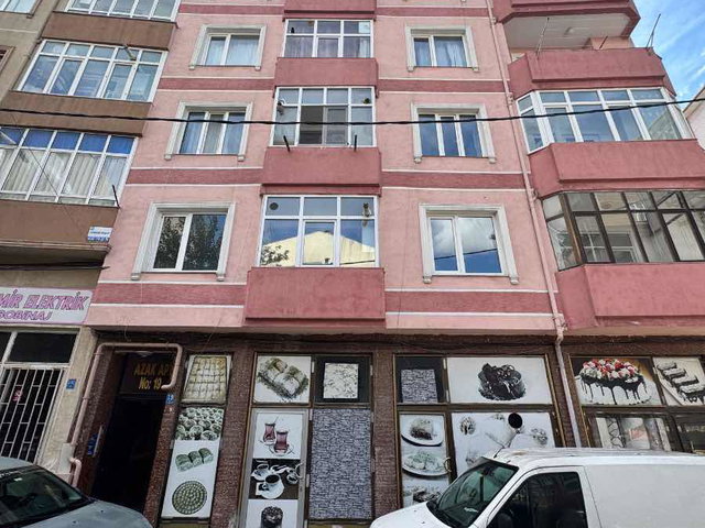 ÇORLU REŞADİYE’DE ATATÜRK BULVARI ÜZERİ 2+1 | BALKONLU | ARA KAT | BOŞ
