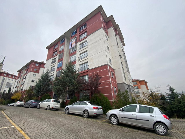MACUNKÖY TOKİ'DE SATILIK 3+1 GIRIŞ KAT DAIRE