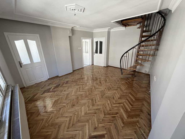 RE/MAX PRO YUSUF’TAN GAZİOSMANPAŞA’DA 3+1 | BALKONLU KİRALIK DAİRE