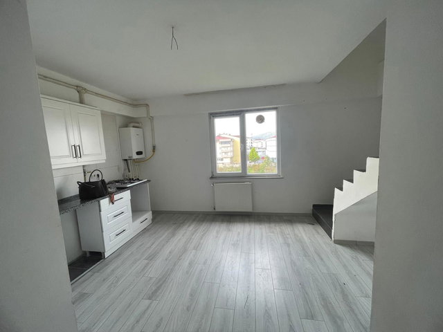CUMHURİYET'TE ULAŞIM AVANTAJLI, 1+1 GENİŞ & LOFT DAİRE