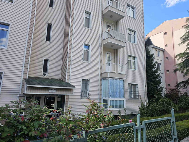 OPTİMUMA YÜRÜME MESAFESİNDE ARA KAT 3+1 SATILIK DAİRE