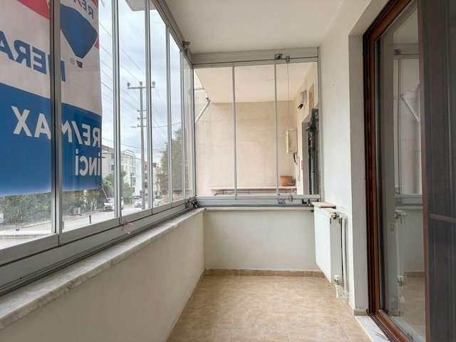 RE/MAX İNCİ'DEN KARESİ 2.SAKARYA MAH. SATILIK 3+1 EBEYEVN BANYOLU DAİRE