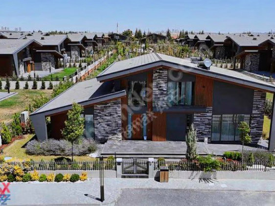 KÖSEN VILLS BOTANIK TAM MÜSTAKIL SATILIK VILLA