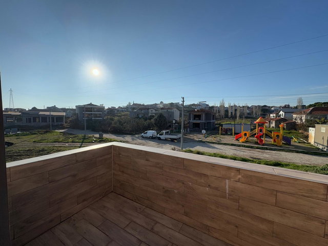 URLA BADEMLER'DE 308M² ARSALI MÜSTAKİL 2+1 LÜKS TASARIM VİLLA
