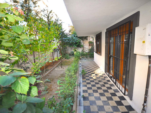 MALTEPE BAĞLARBAŞINDA YENİ BİNADA BAHÇE TERAS KULLANIMLI LÜKS 2+1 DAIRE