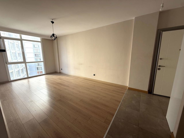 ÖZYEĞİN'E KOMŞU ÇEKMEKÖY NEW NİŞANTEPE SİTESİ 1+1 KİRALIK BOŞ