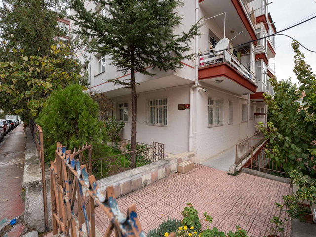 ÇANKAYA FAKÜLTELER MAH.’DE SATILIK 3+1 DAIRE ARA KAT KREDİYE UYGUN