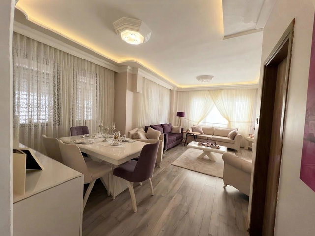 RE/MAX MAXIMUM'DAN GÖLCÜK ULAŞLI'DA SATILIK TRIPLEKS VILLA