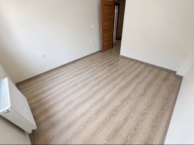 HASKÖY SAHİLDE YENİ BİNADA SATILIK 2+1 DAİRE