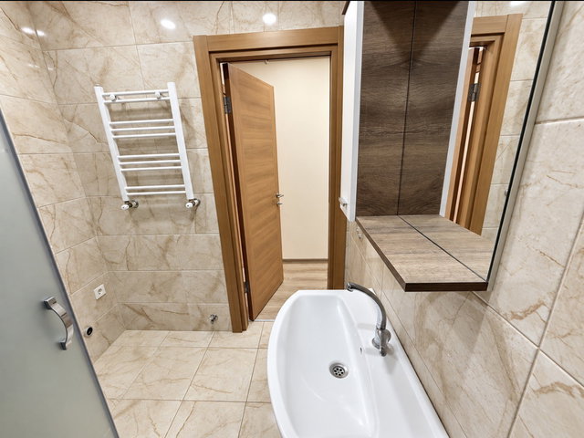 HASKÖY SAHİLDE YENİ BİNADA SATILIK 2+1 DAİRE