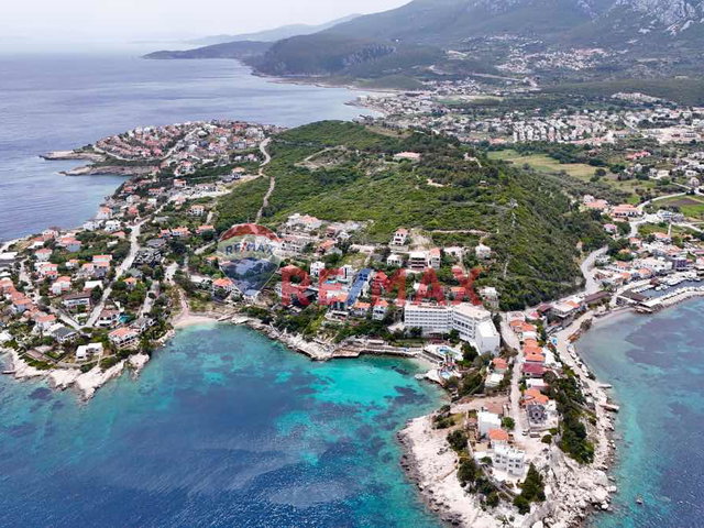İNCIRLIKOY'DA PANORAMIK DENIZ MANZARALI TAM MÜSTAKIL VILLA
