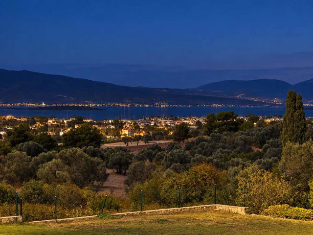 URLA İÇMELER’DE 6+2 EŞYALI KİRALIK VİLLA | 410 M² NET, 5 BANYO, 3 KAT