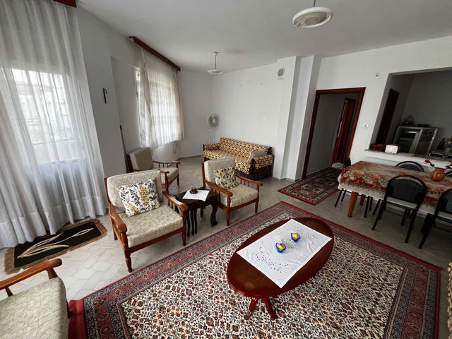 AYVALIK KÜÇÜKKÖY SARIMSAKLI'DA SATILIK DENİZE YAKIN 2+1 DAİRE