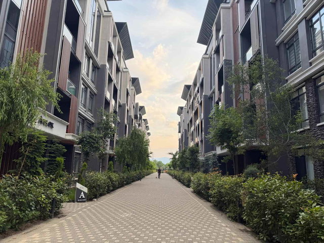ZERAY ESİL'DE 1+1 TERAS DUBLEKS HAVUZLU SİTE'DE KİRALIK DAİRE