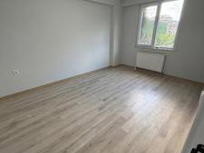 SULTANBEYLİ MERKEZDE KİRALIK 3+1 MASRAFSIZ TERASLI GENİŞ DAİRE