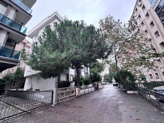 MERKEZİ KONUM MARMARAYA ÇOK YAKIN 84 M2 NET SATILIK 2+1 DAİRE