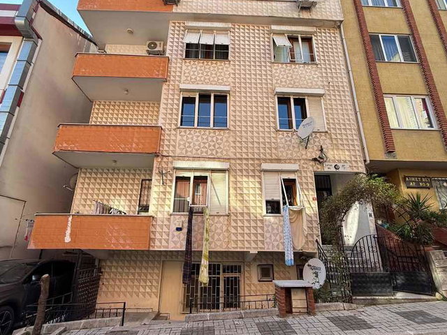 KÜÇÜK ÇAMLICA EMAAR AVM YE YÜRÜME MESAFESİNDE KİRALIK 3+1 DAİRE.