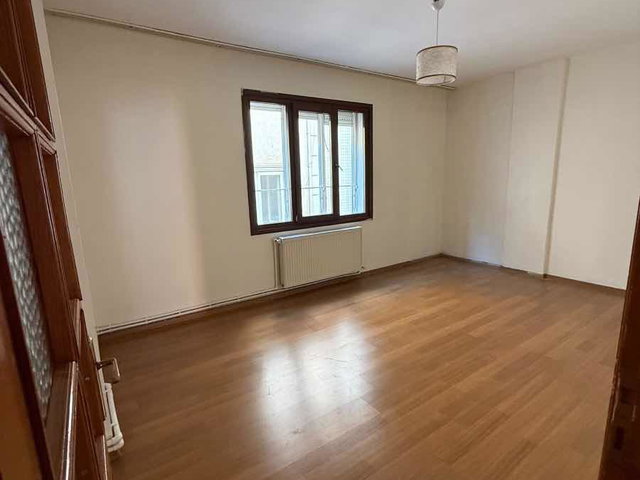 KÜÇÜK ÇAMLICA EMAAR AVM YE YÜRÜME MESAFESİNDE KİRALIK 3+1 DAİRE.