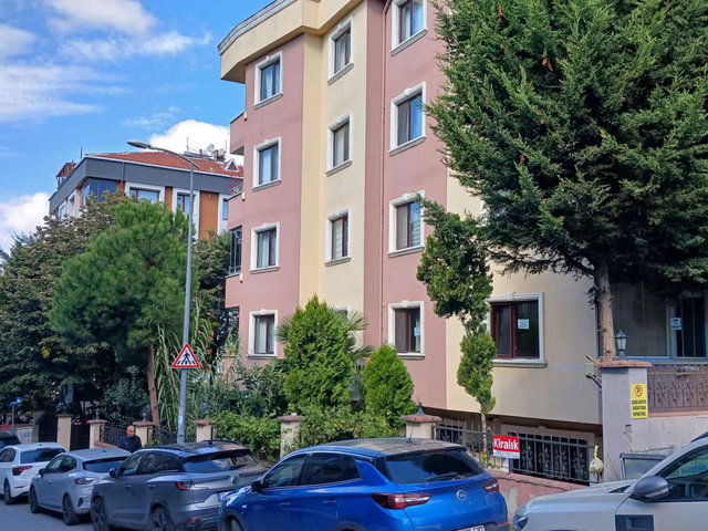 YEDİTEPE ÜNİVERSİTESİ 5 DK. BAHÇE KULLANIMLI SATILIK 2+1 DAİRE
