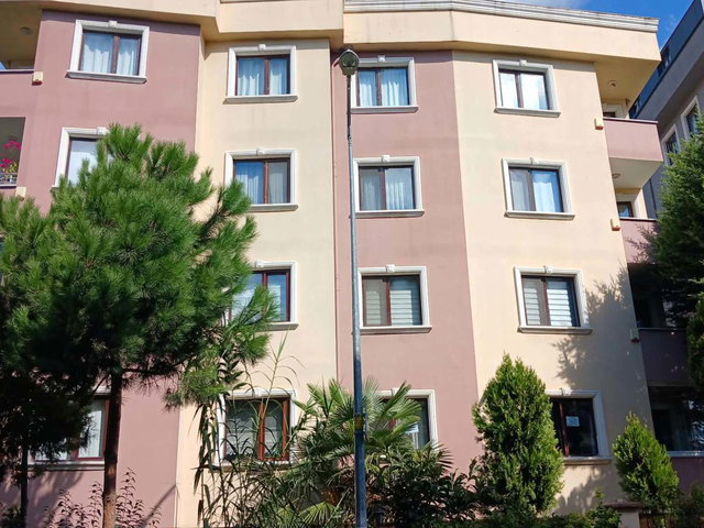 YEDİTEPE ÜNİVERSİTESİ 5 DK. BAHÇE KULLANIMLI SATILIK 2+1 DAİRE