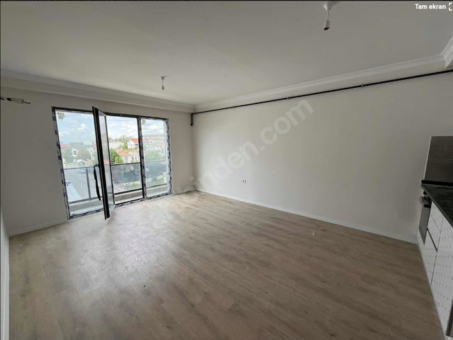 RE/MAX ŞEHİR 2 DE KADIKÖY OKULLAR BÖLGESİ KİRALIK 1+1
