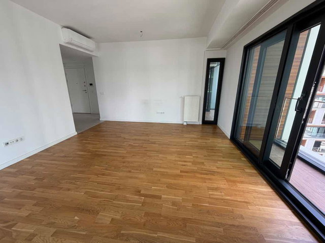 AND PASTELDE AZ KATLI TURUNCU BLOKTA PEYZAJA HÂKIM BALKONLU 3+1