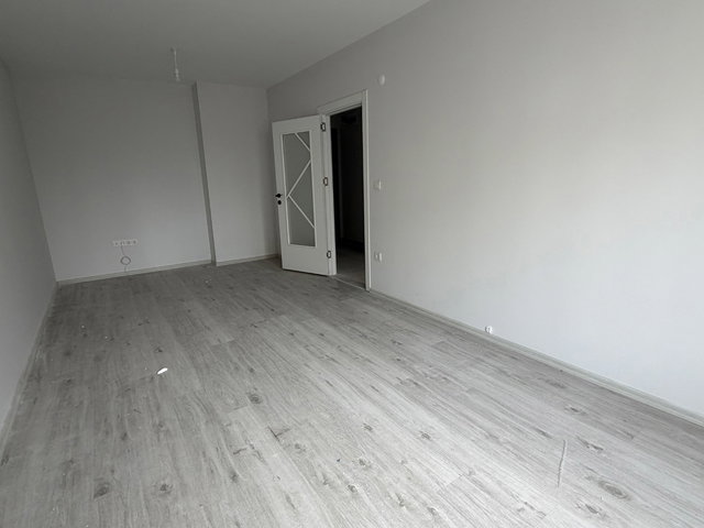 FİNANS MERKEZİNE KOMŞU TAŞINMAYA HAZIR 1+1